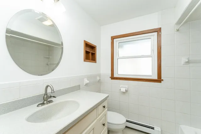 $345,000 | 40 4th Street Northeast, Oronoco, MN 55960