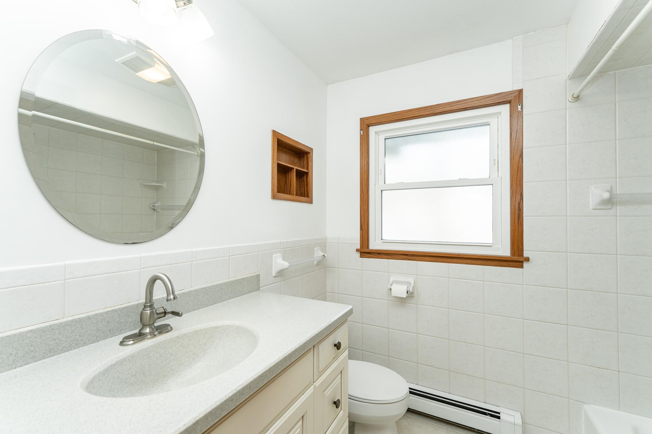 40 4th Street Northeast Oronoco, MN 55960 - Photo 17 of 31