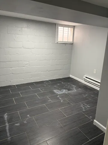 a room with a walk in closet