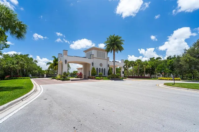 $1,028,000 | 1236 Bay View Way, Wellington, FL 33414