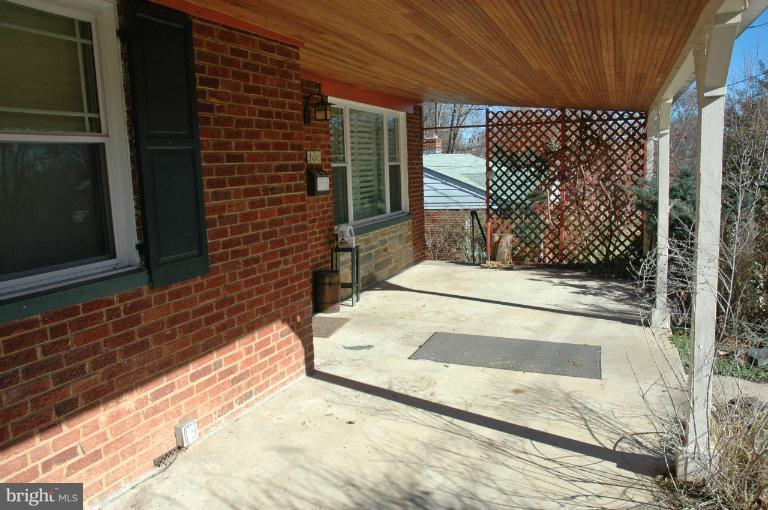 2413 Darrow Street Silver Spring, MD 20902 - Photo 9 of 17 Exterior (Front)