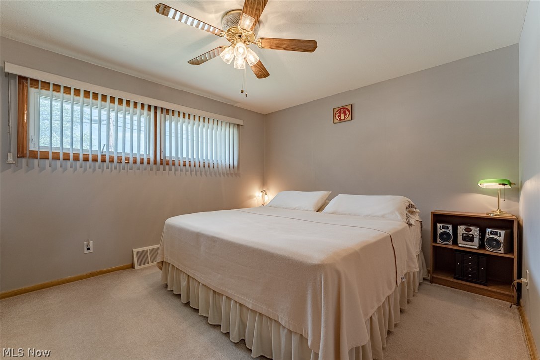 19127 Homeway Road Cleveland, OH 44135 - Photo 9 of 34 Gallery Image 9