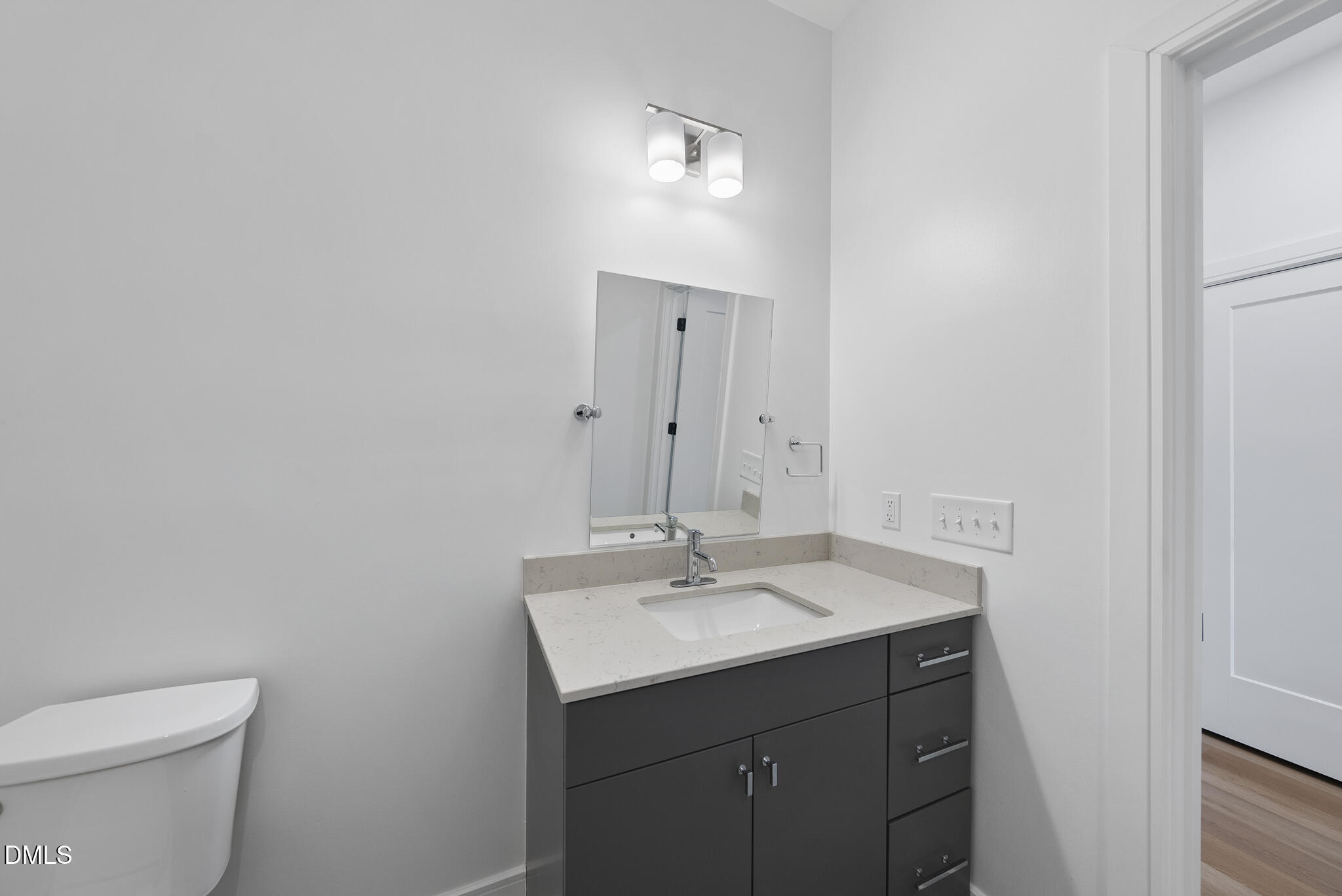 615 Daniels Street, Unit 316 Raleigh, NC 27605 - Photo 15 of 31 DSC01179