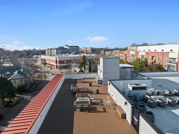 $1,600 | 615 Daniels Street, Unit 316, Raleigh, NC 27605