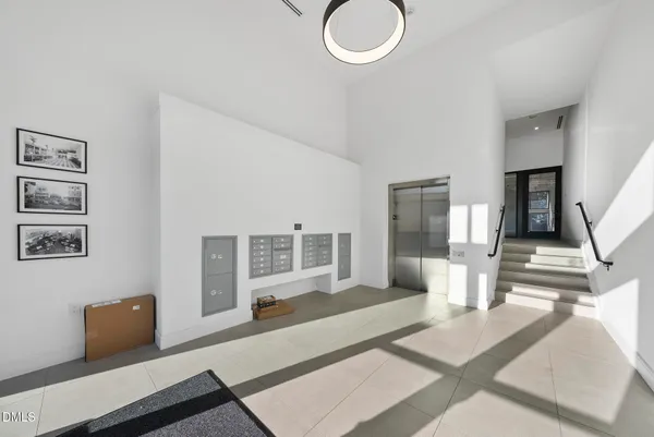 $1,600 | 615 Daniels Street, Unit 316, Raleigh, NC 27605