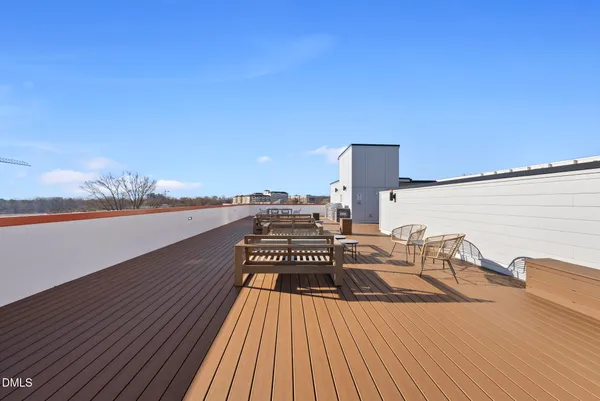 $1,600 | 615 Daniels Street, Unit 316, Raleigh, NC 27605