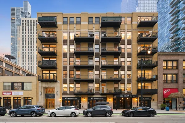 $515,000 | 1307 South Wabash Avenue, Unit 705, Chicago, IL 60605