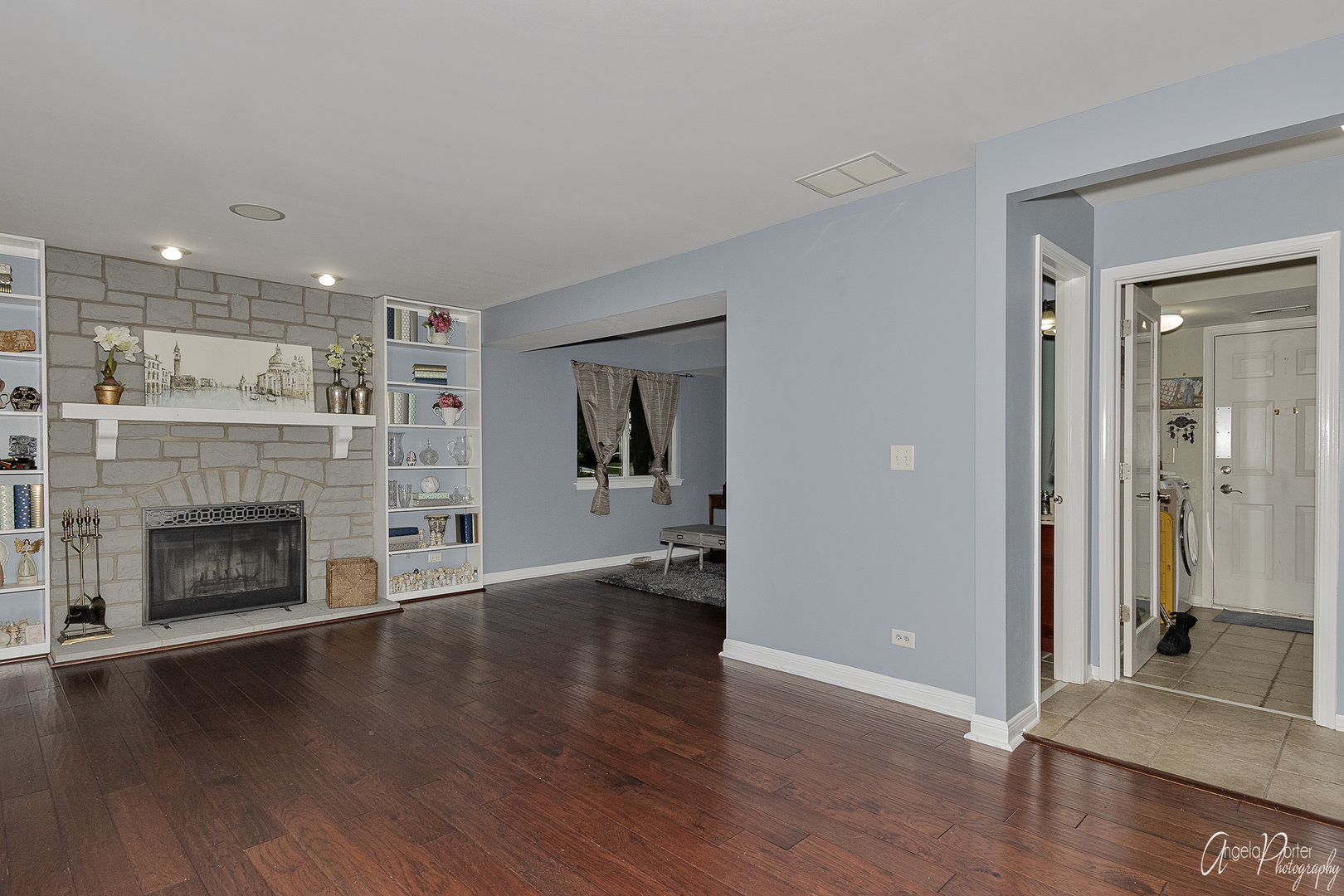 25580 Brooks Farm Road Round Lake, IL 60073 - Photo 2 of 32