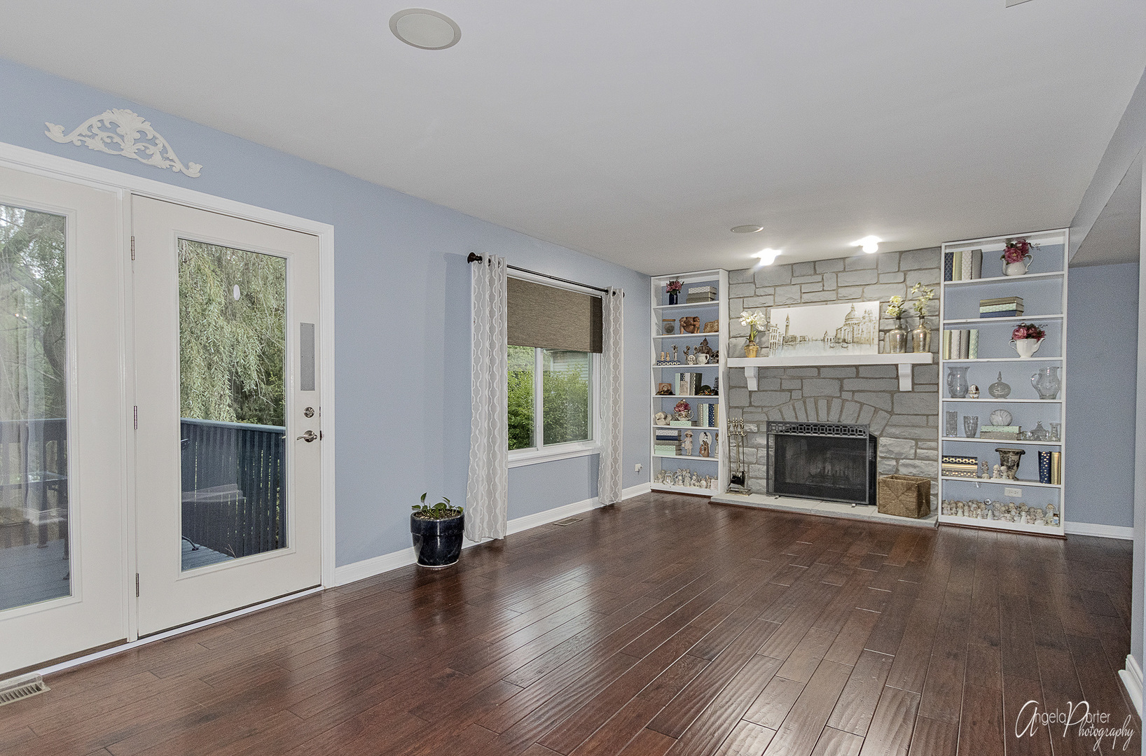 25580 Brooks Farm Road Round Lake, IL 60073 - Photo 3 of 32