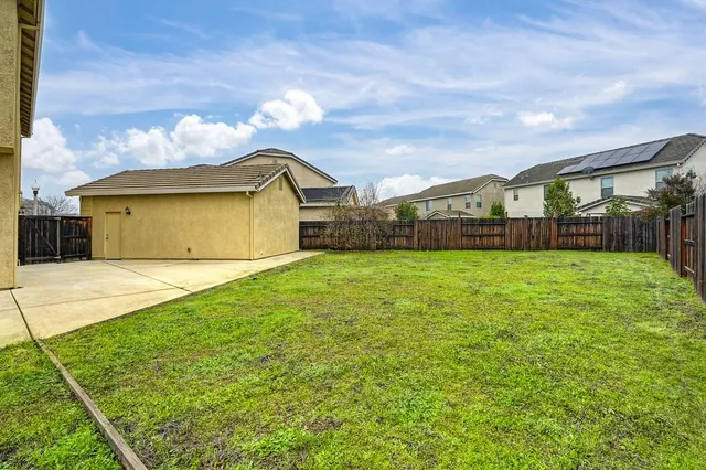 $640,000 | 1916 Hartsfield Way, Lincoln, CA 95648