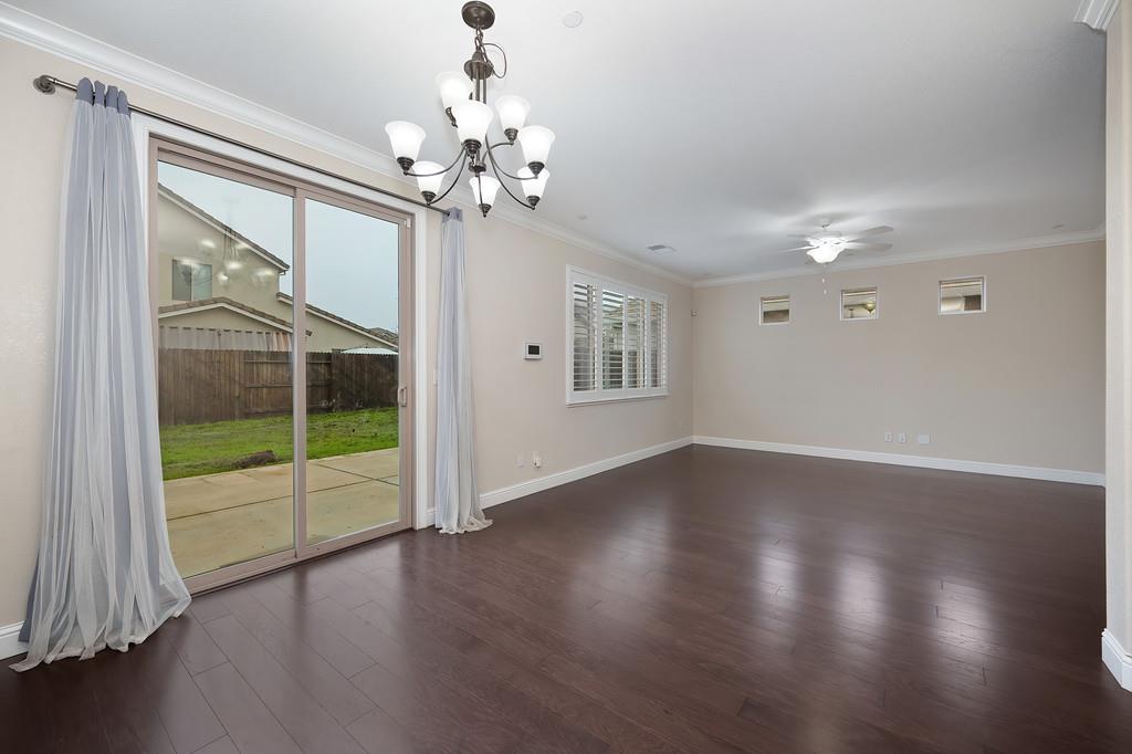 1916 Hartsfield Way Lincoln, CA 95648 - Photo 8 of 35 a view of a room with wooden floor and balcony