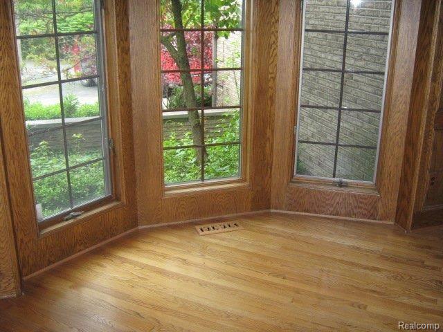 8515 Ellis Road Clarkston, MI 48348 - Photo 12 of 21 ADD RM