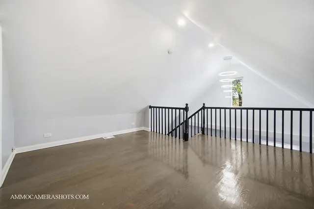 $315,900 | 9342 South Crandon Avenue, Chicago, IL 60617