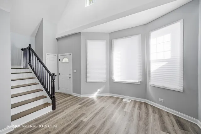 $315,900 | 9342 South Crandon Avenue, Chicago, IL 60617