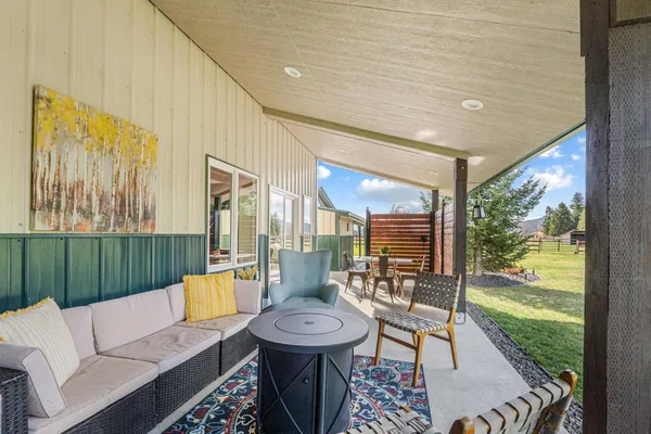 $1,150,000 | 4918 Lenhard Lane, Deer Park, WA 99006
