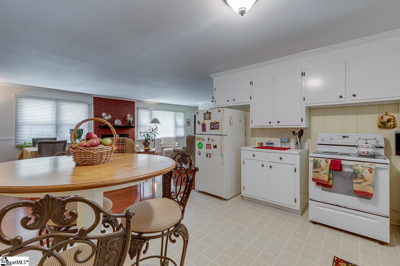 102 Terrace Circle Simpsonville, SC 29681 - Photo 11 of 25