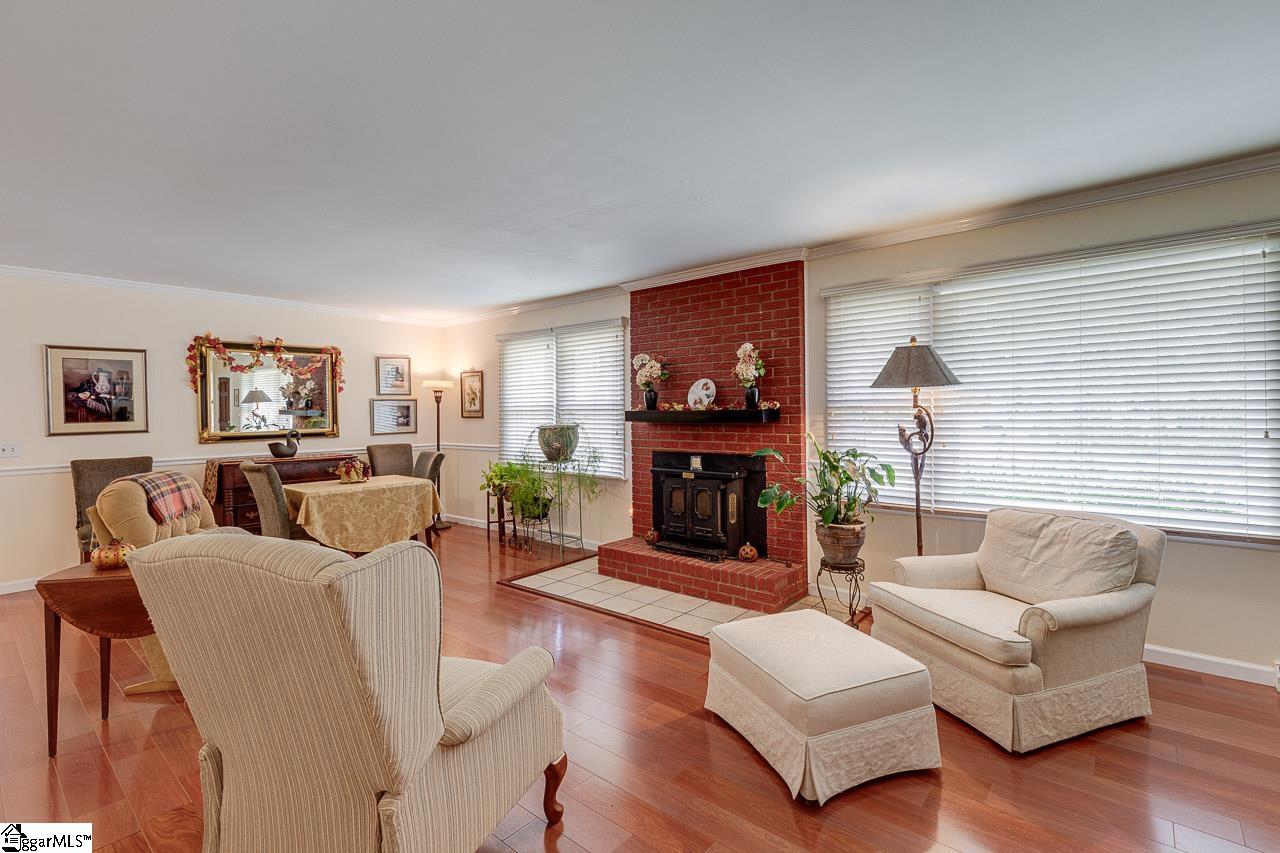 102 Terrace Circle Simpsonville, SC 29681 - Photo 4 of 25