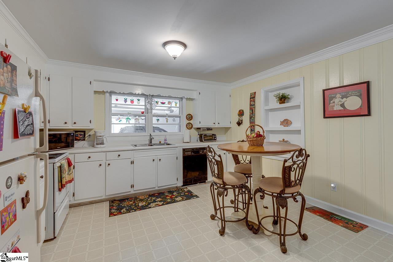 102 Terrace Circle Simpsonville, SC 29681 - Photo 9 of 25