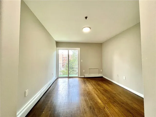 $399,000 | 3099 Heath Avenue, Unit 2A | Kingsbridge Heights