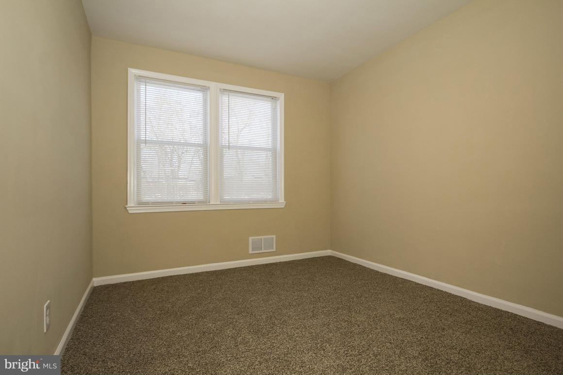 1934 Eastfield Road Baltimore, MD 21222 - Photo 19 of 25 Bedroom