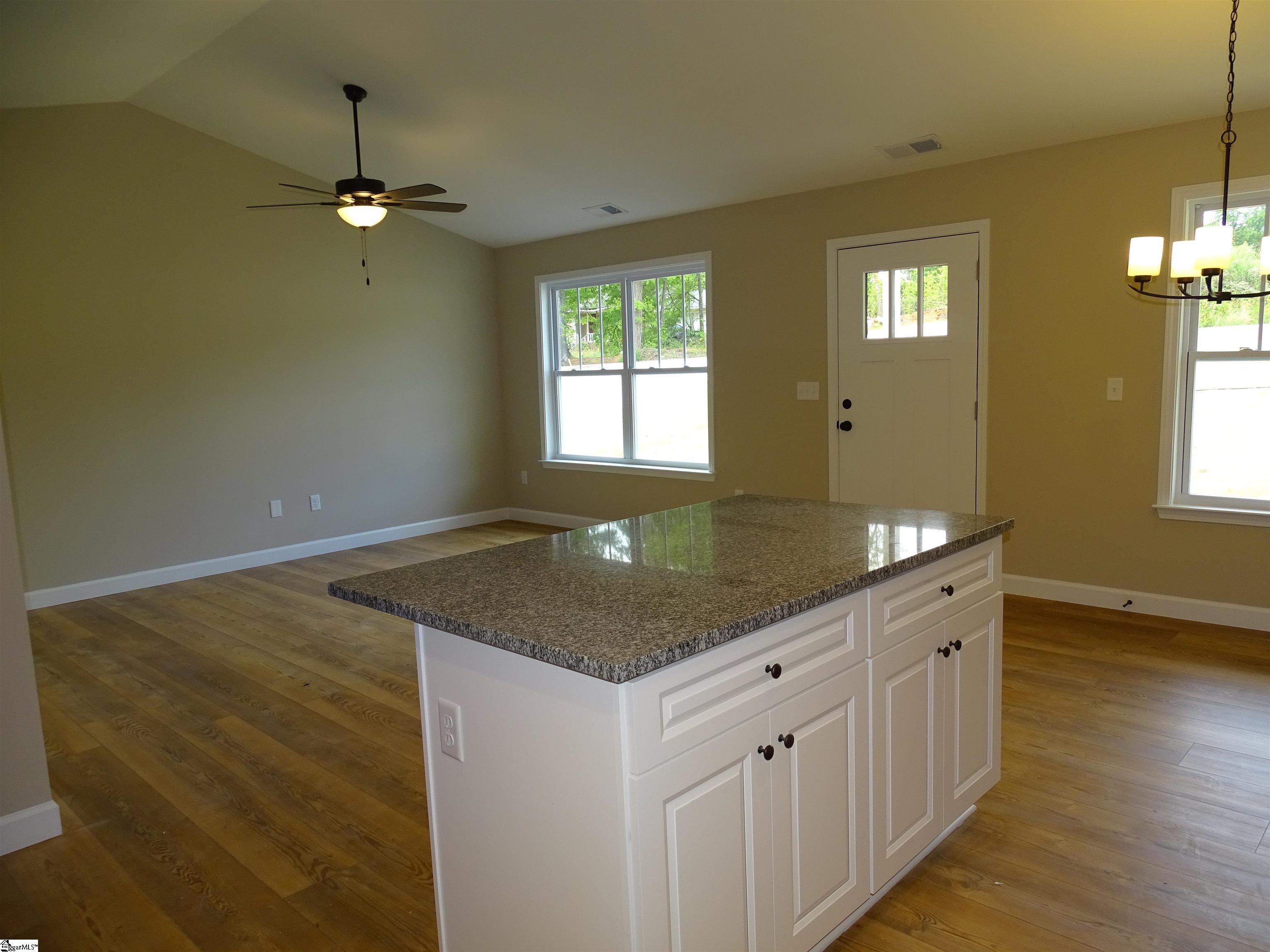 242-246 Brewton Road Spartanburg, SC 29301 - Photo 7 of 36