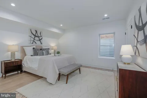 $2,550,000 | 5129 Wissioming Road, Bethesda, MD 20816