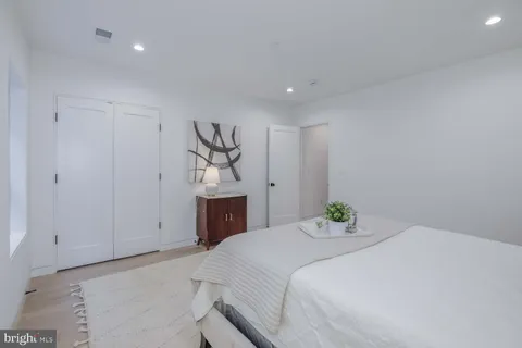 $2,550,000 | 5129 Wissioming Road, Bethesda, MD 20816