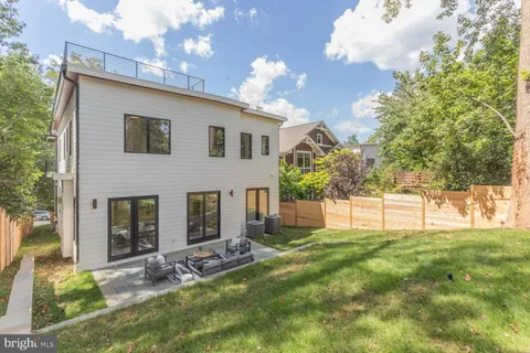 $2,550,000 | 5129 Wissioming Road, Bethesda, MD 20816