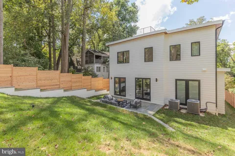 $2,550,000 | 5129 Wissioming Road, Bethesda, MD 20816