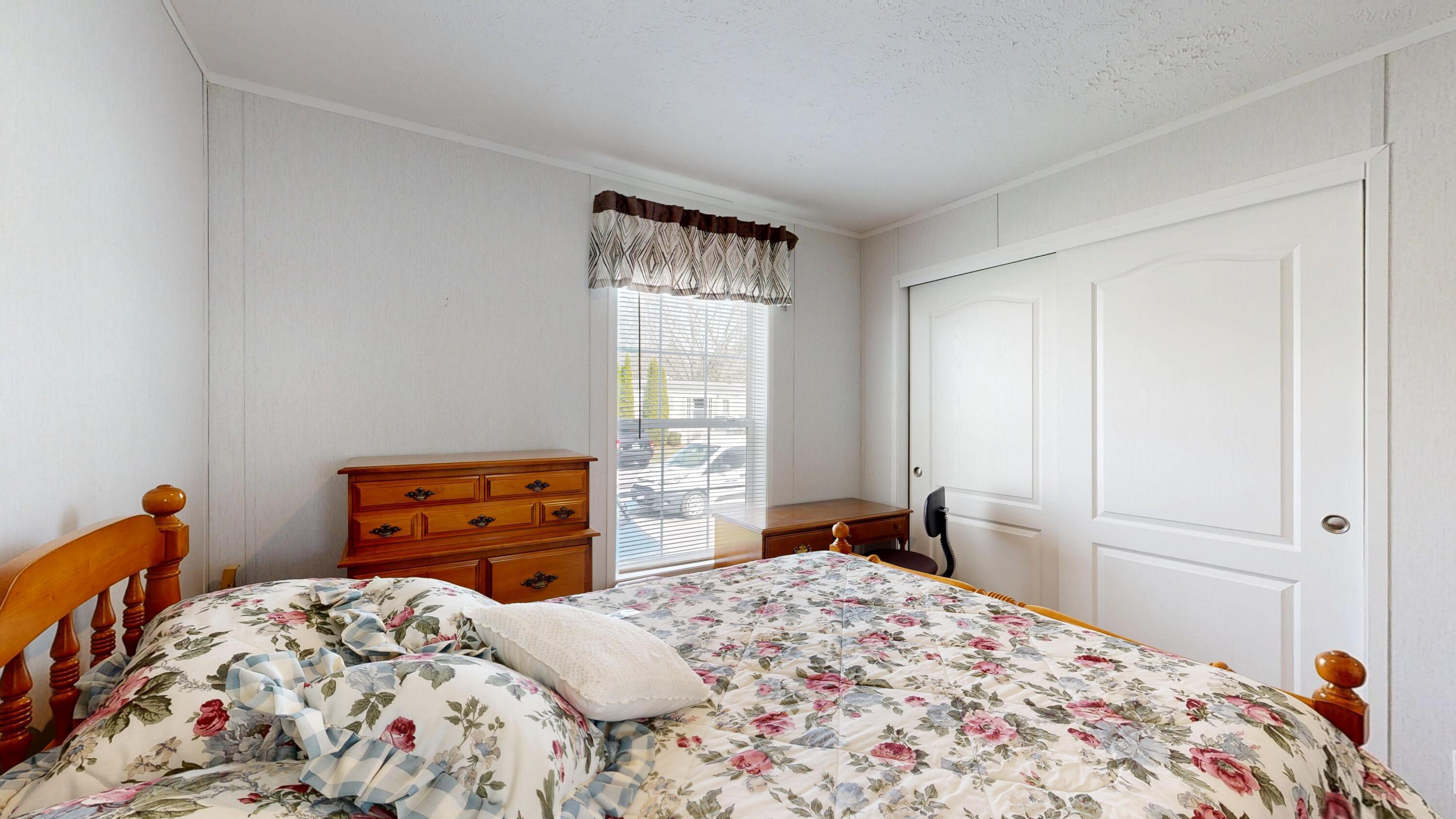 4 Sheldon Place Lewiston, ME 04240 - Photo 26 of 31 Bedroom