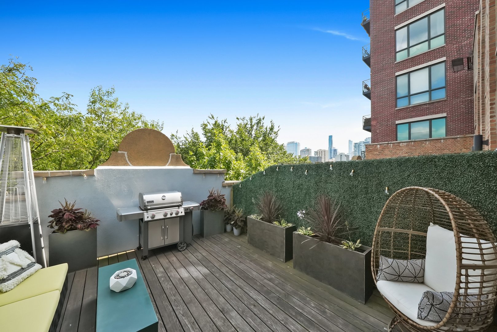 1448 North Orleans Street, Unit 2A Chicago, IL 60610 - Photo 3 of 35