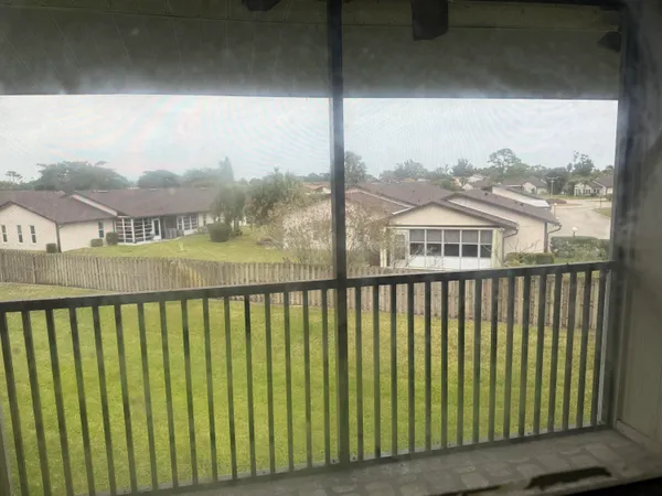 $184,900 | 6537 Southeast Federal Highway, Unit 202, Stuart, FL 34997