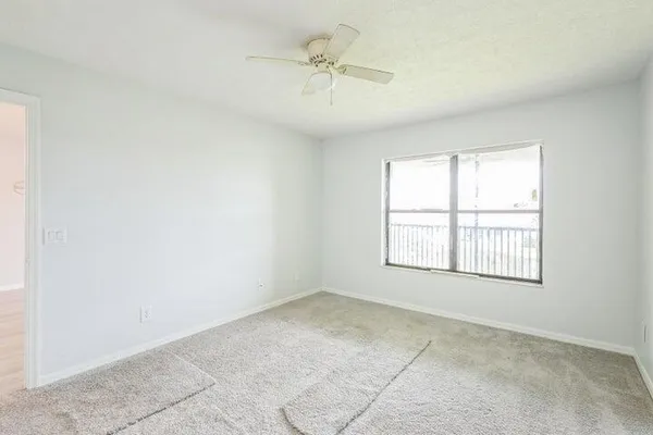 $184,900 | 6537 Southeast Federal Highway, Unit 202, Stuart, FL 34997