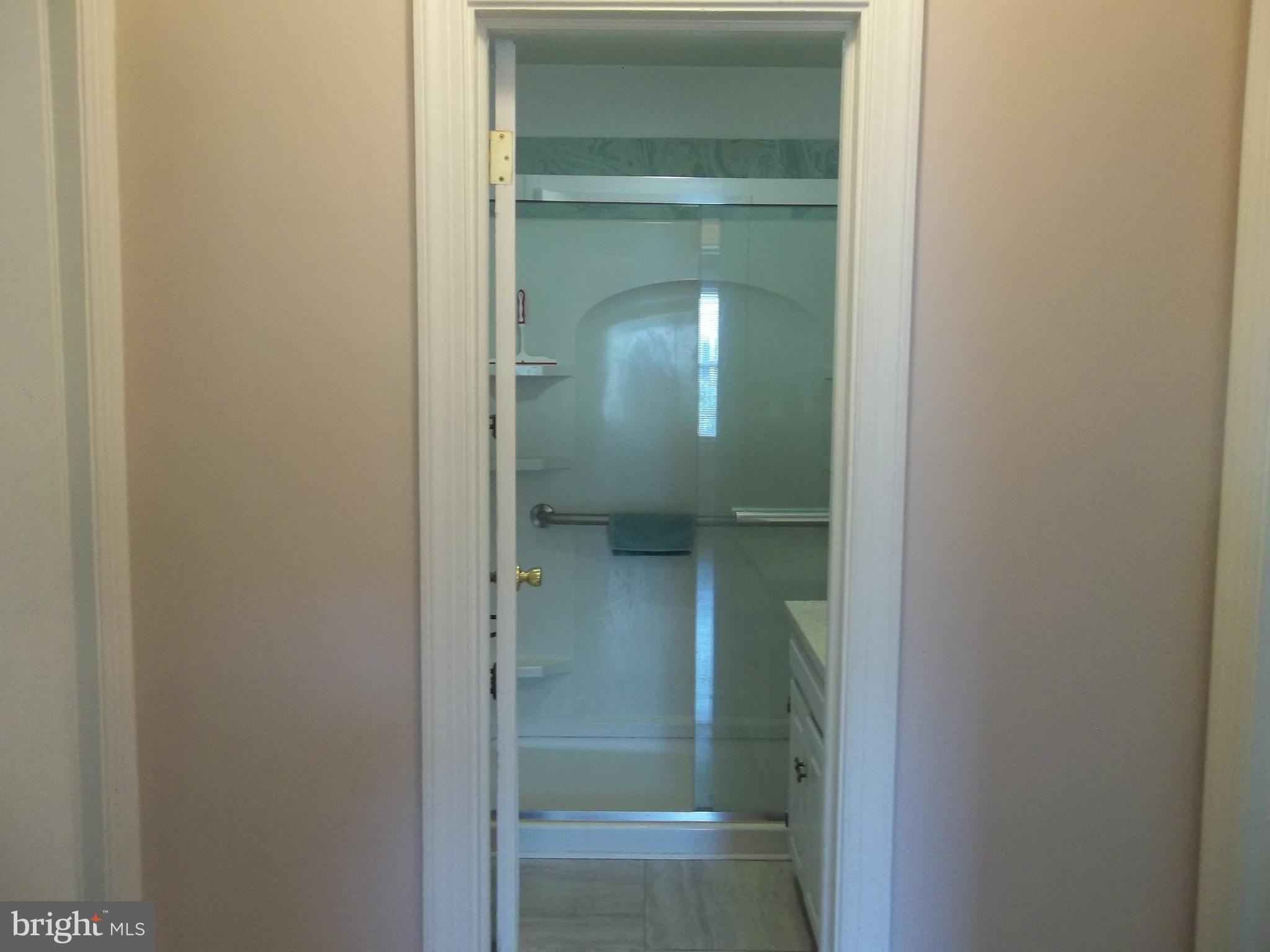 2601 Guard Hill Road Front Royal, VA 22630 - Photo 31 of 83 Oversized shower
