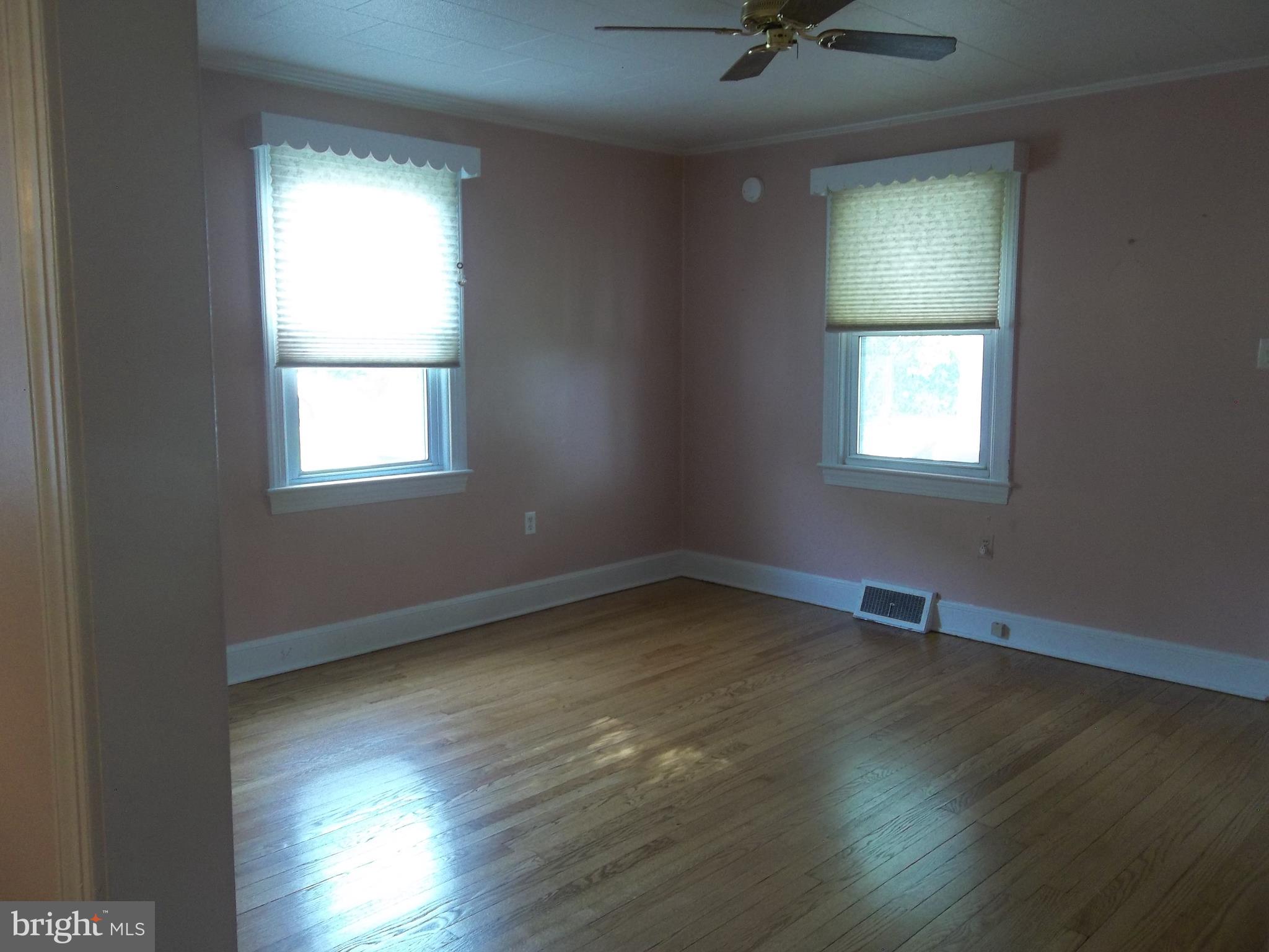 2601 Guard Hill Road Front Royal, VA 22630 - Photo 38 of 83 Living Room