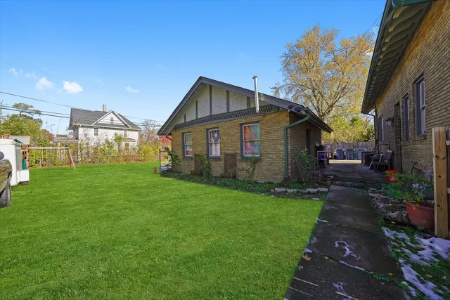 $325,000 | 31 East 155th Street, Harvey, IL 60426