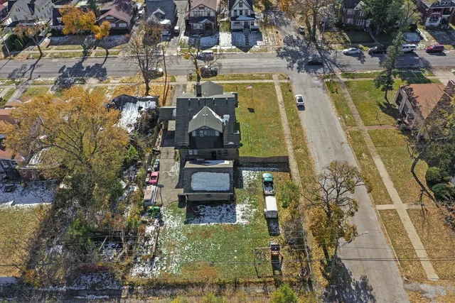 $325,000 | 31 East 155th Street, Harvey, IL 60426