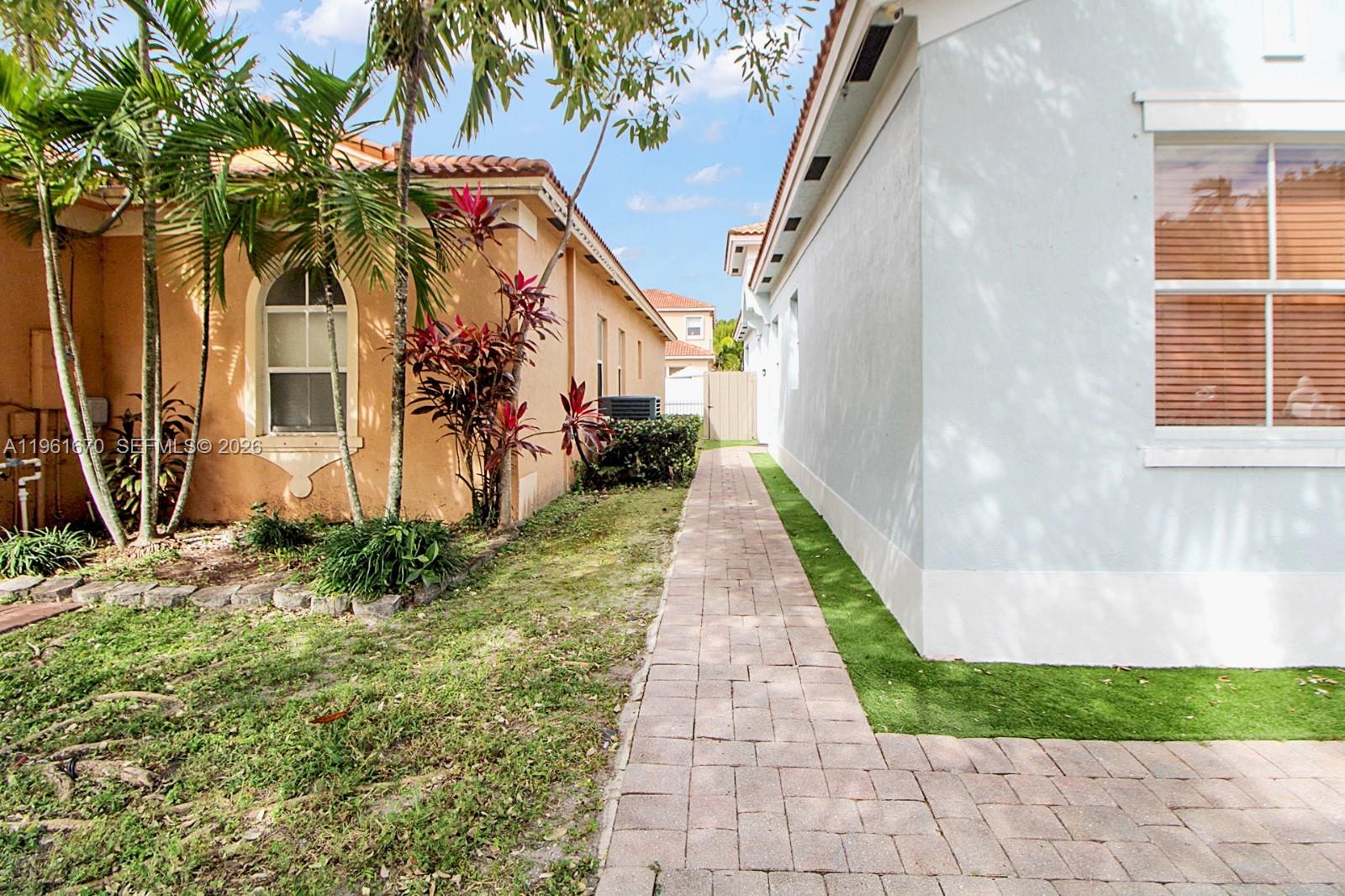 2120 Northeast 37th Road Homestead, FL 33033 - Photo 26 of 39