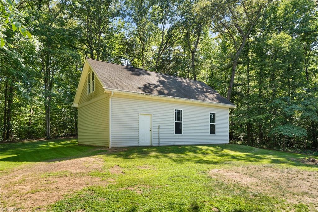 221 Redfield Road Mocksville, NC 27028 - Photo 32 of 37