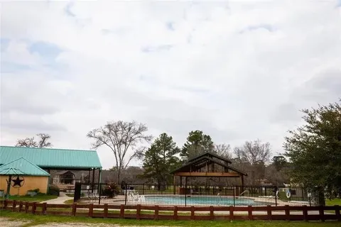 $45,000 | 135 North Forest Drive, Huntsville, TX 77340