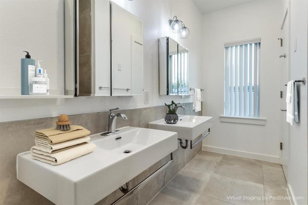30 Vanguard Way Dallas, TX 75243 - Photo 18 of 22