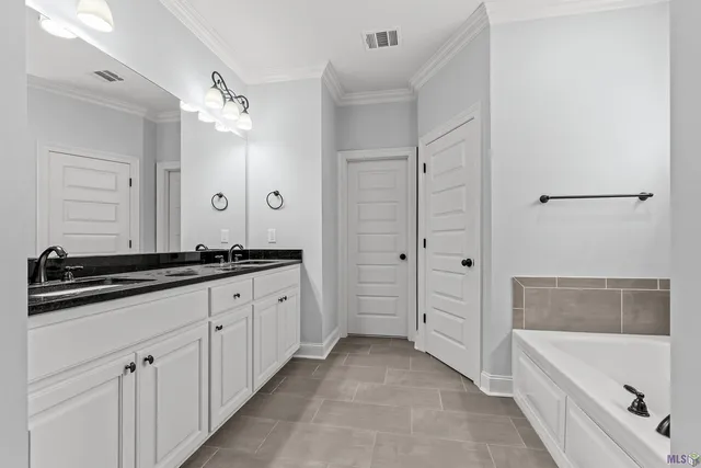 $337,500 | 14056 Park Terrace, Baton Rouge, LA 70810