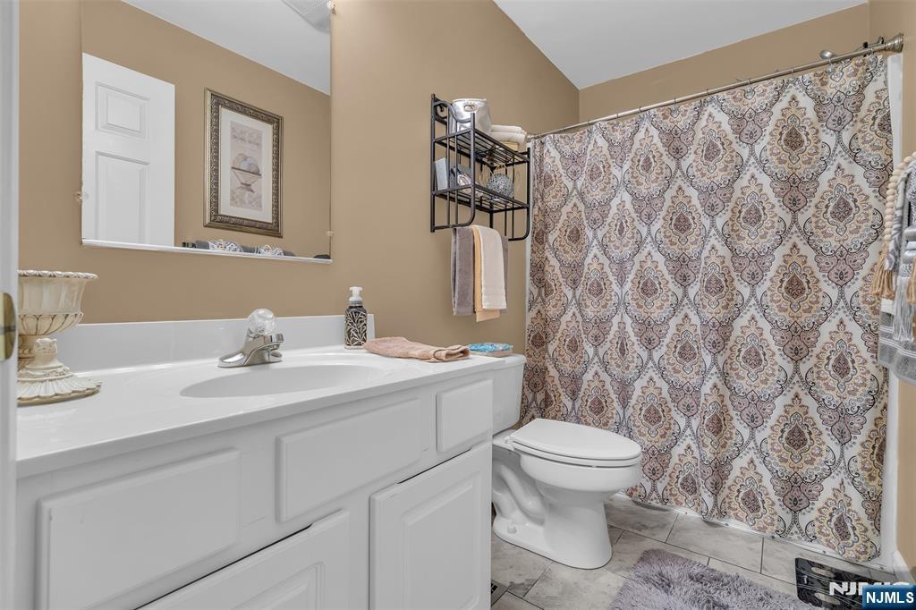 53 Passaic Avenue Nutley, NJ 07110 - Photo 18 of 42