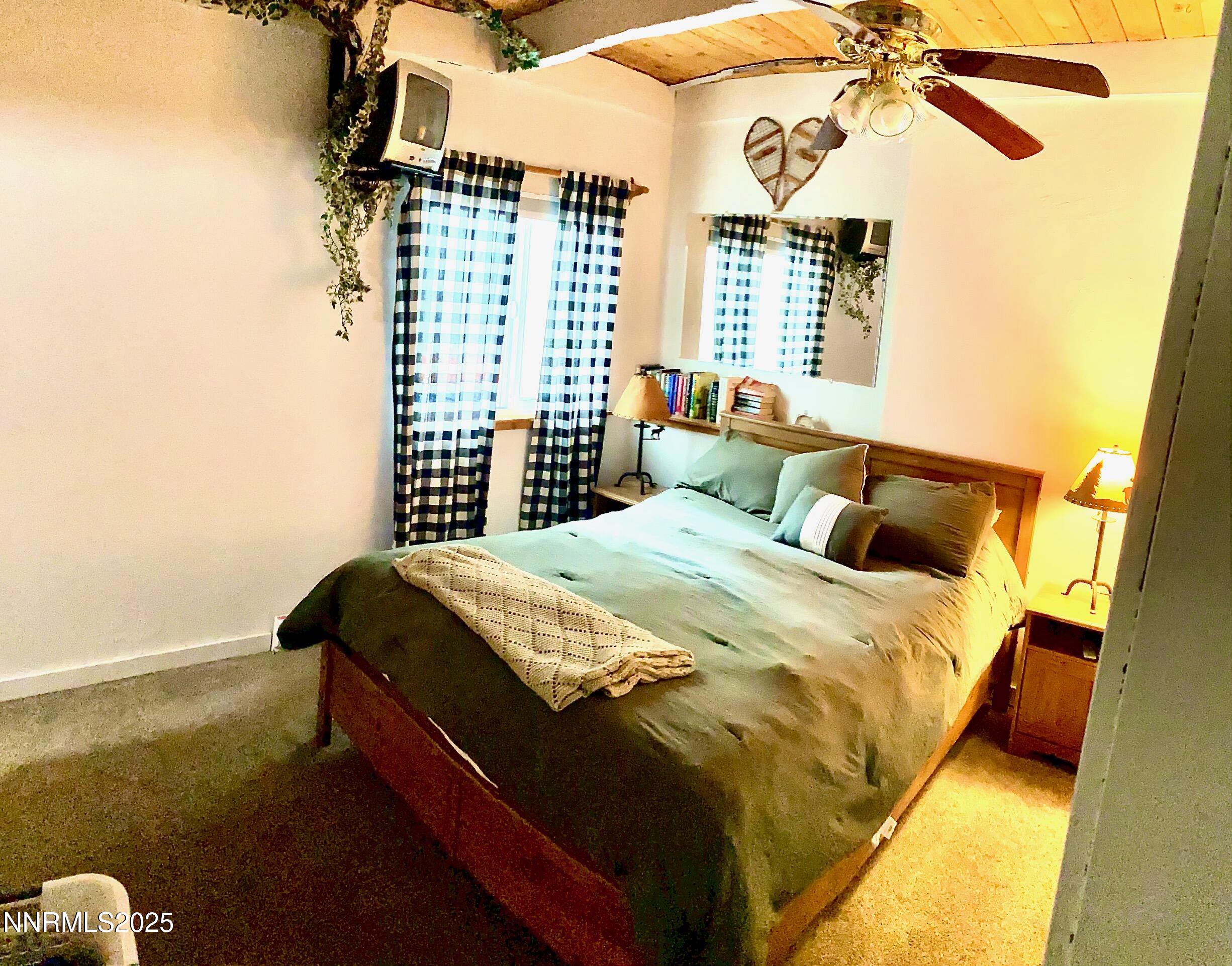331 Tramway Drive, Unit 9 Stateline, NV 89449 - Photo 8 of 12 331 Master