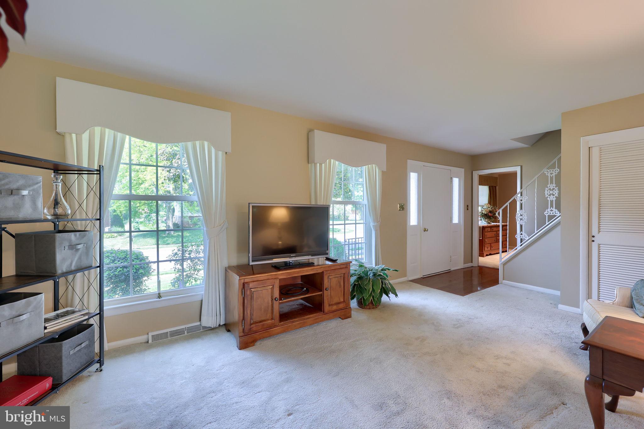 2143 Brockton Road Lancaster, PA 17601 - Photo 8 of 52