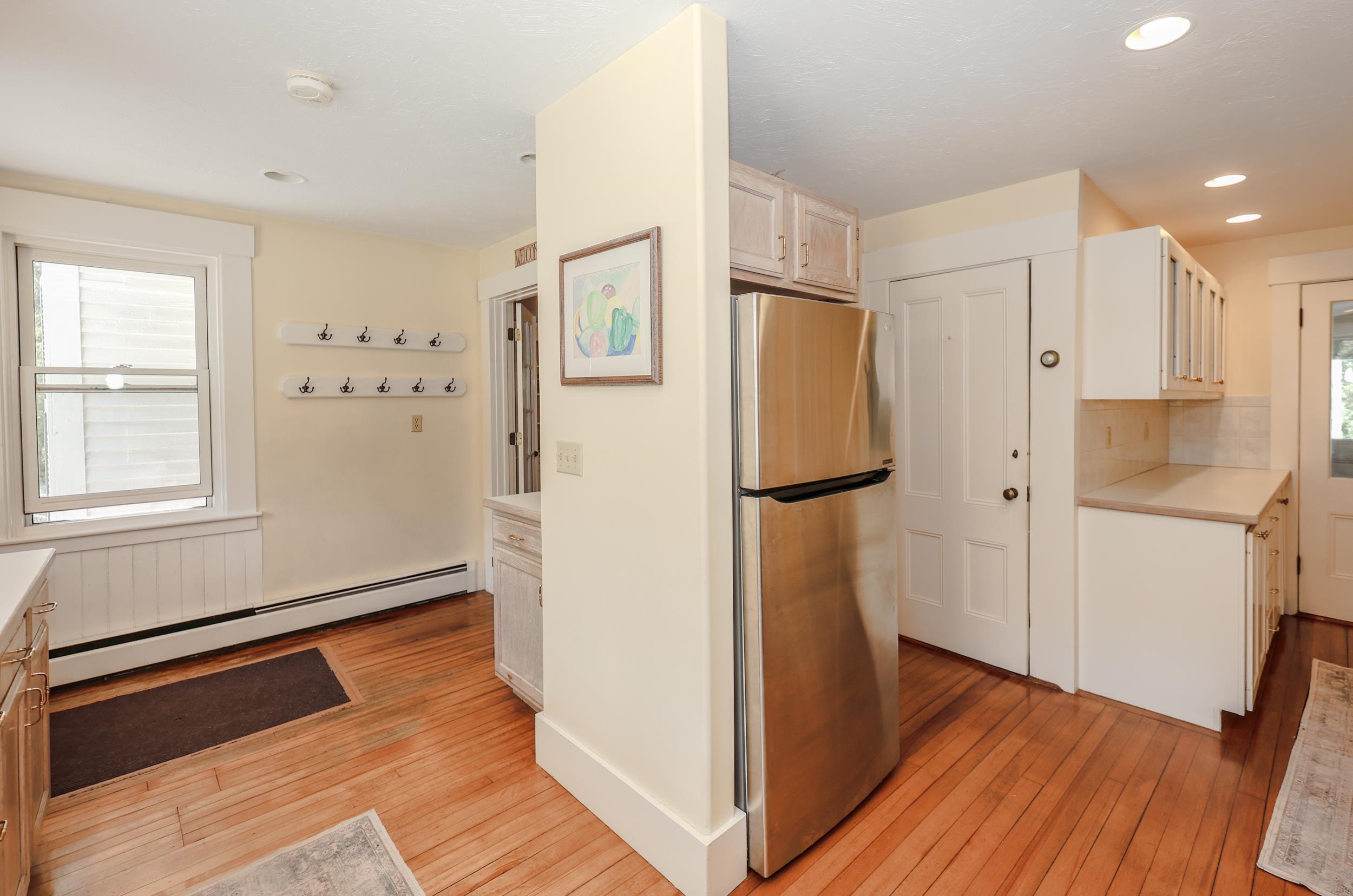 25 Pleasant Street Goffstown, NH 03045 - Photo 16 of 53