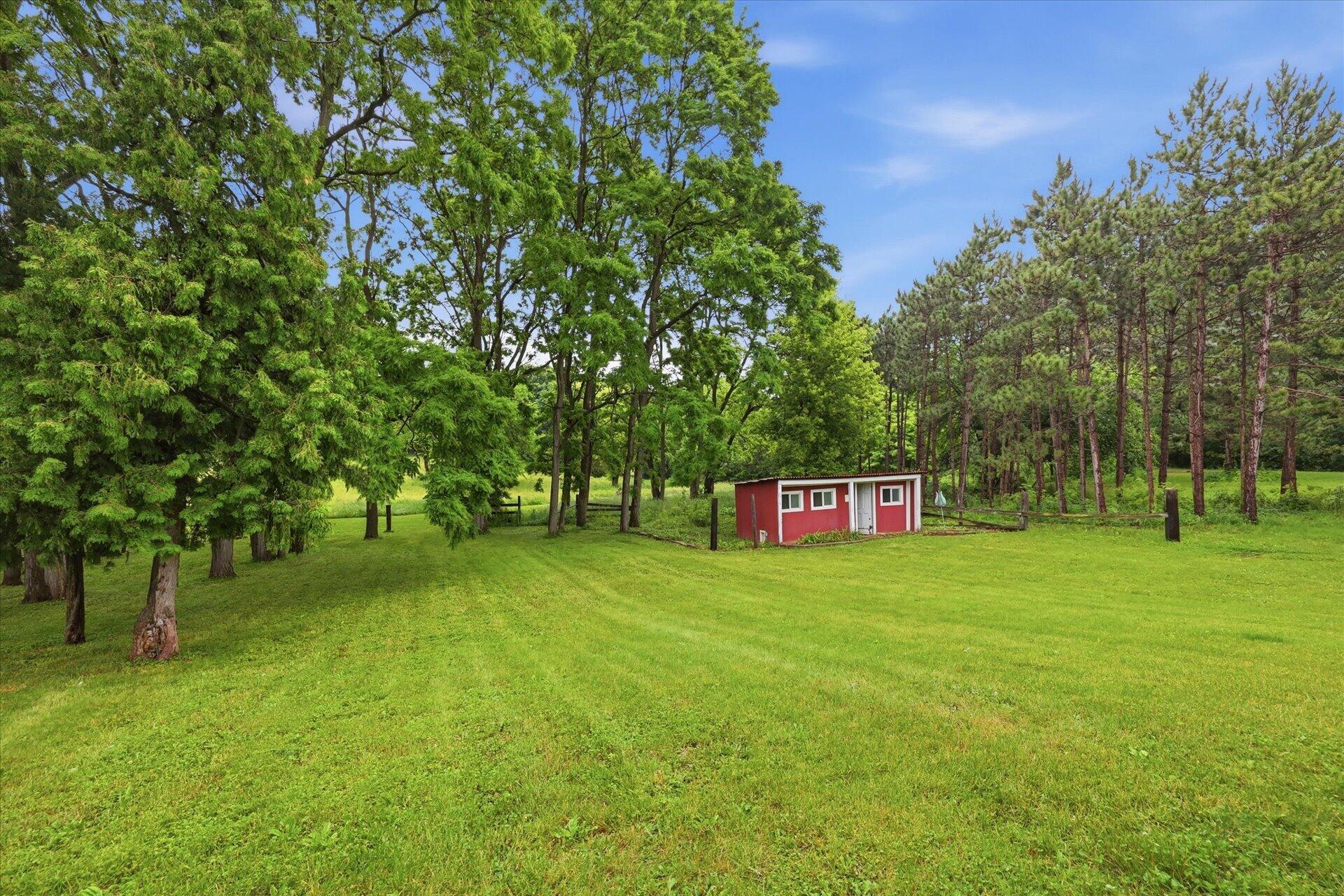 W7288 South Town Line Road Delavan, WI 53115 - Photo 48 of 57 chicken coop with pastures