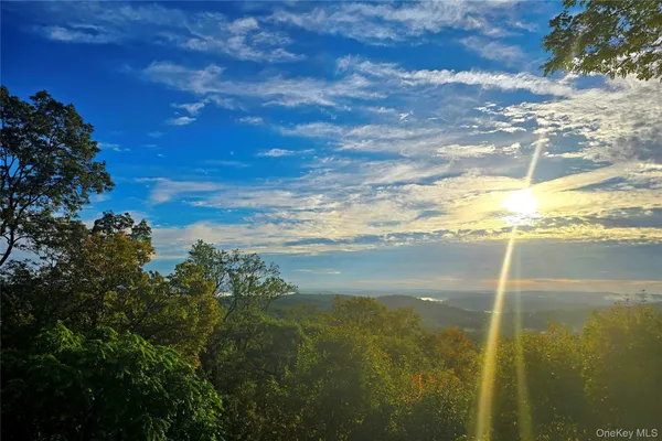 $5,500 | 26 Summit Cir Drive, Mahopac, NY 10541