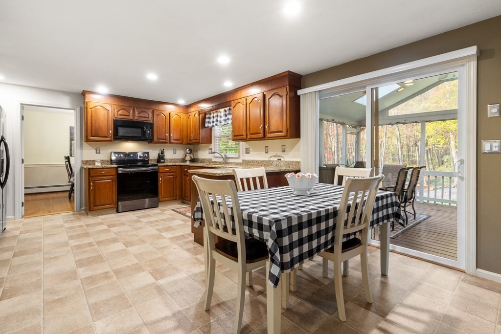 159 Ruggles Street Westborough, MA 01581 - Photo 13 of 36 Gallery Image 13