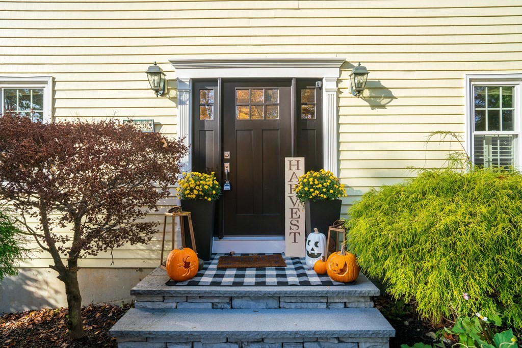 159 Ruggles Street Westborough, MA 01581 - Photo 5 of 36 Gallery Image 5